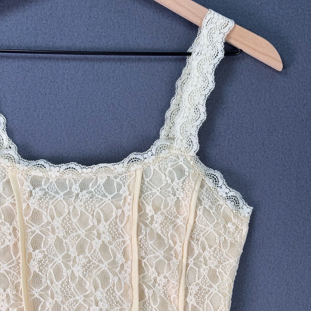 Romantic Lace Tank‎ Top Cream Nude Lined Cami Blouse Feminine Chic Size Med - Picture 7 of 12